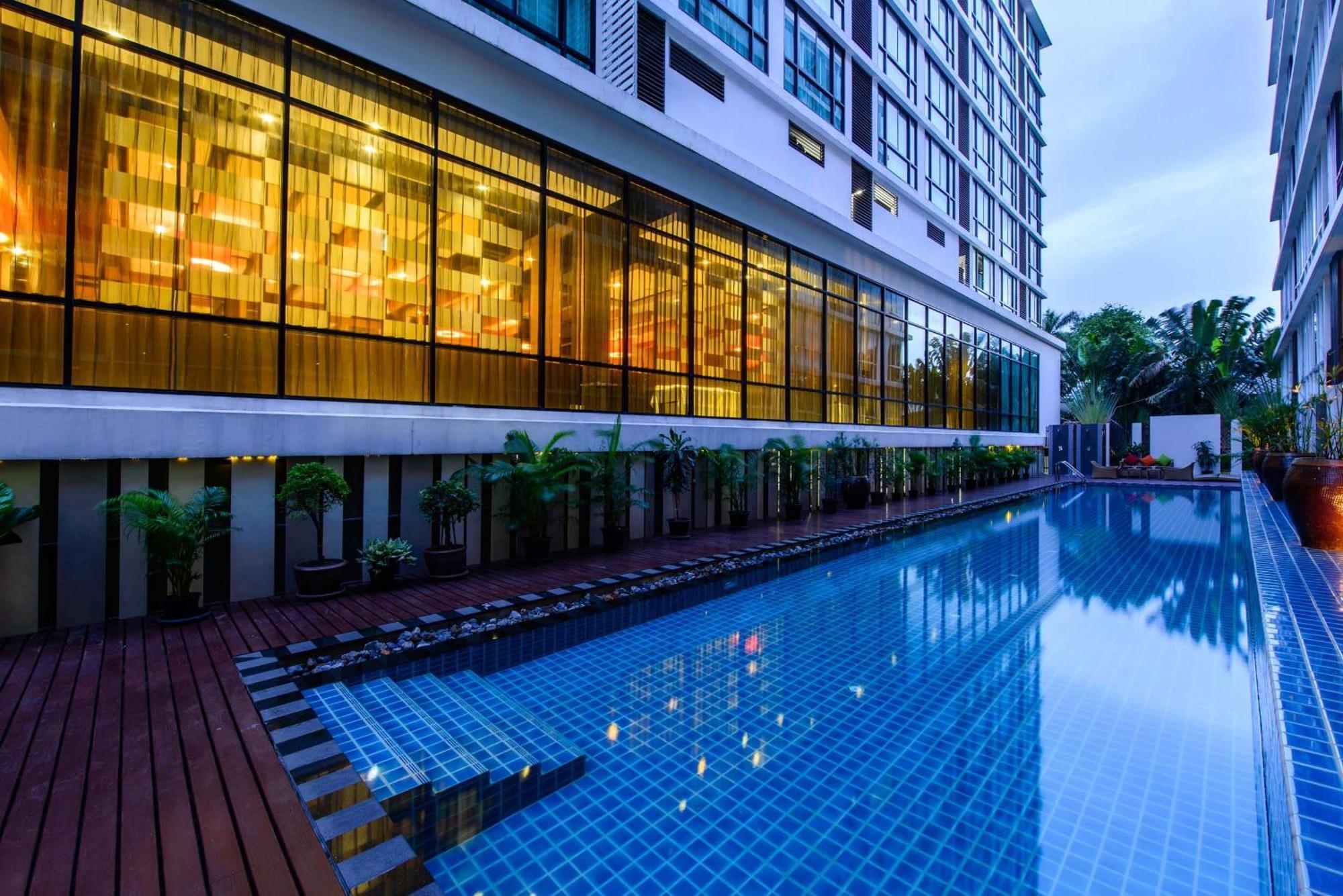 Mida Hotel Ngamwongwan - Sha Plus Nonthaburi Exterior foto