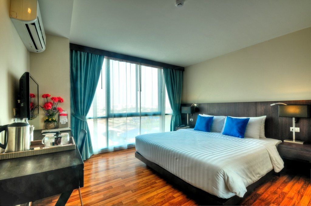 Mida Hotel Ngamwongwan - Sha Plus Nonthaburi Exterior foto