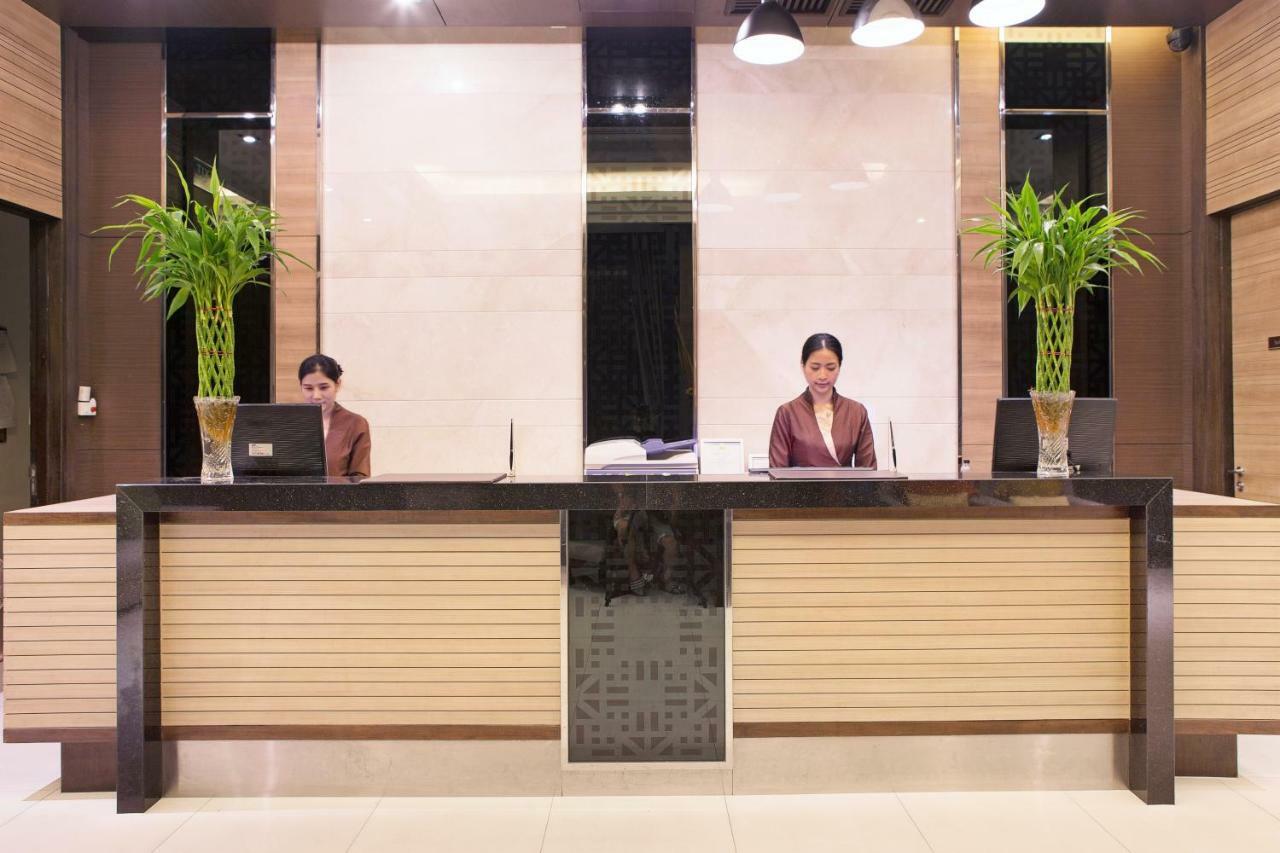 Mida Hotel Ngamwongwan - Sha Plus Nonthaburi Exterior foto